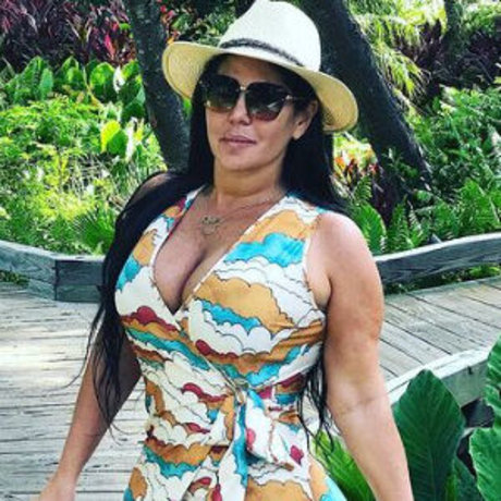 Coroa Gostosa star naked archive