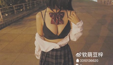 Aninnyan pornstar erotic archive