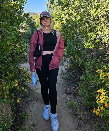 Sonja Reid model sexy gallery