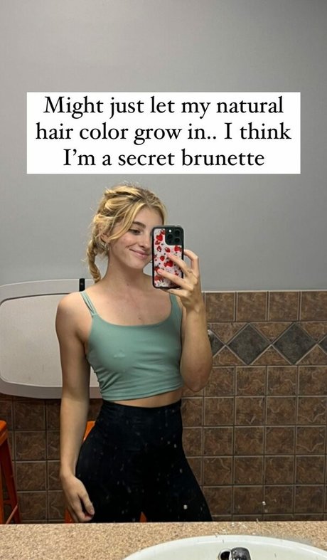 Willow Shields pornstar beautiful photos