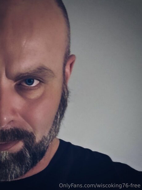 Wiscoking76 Free thumbnail
