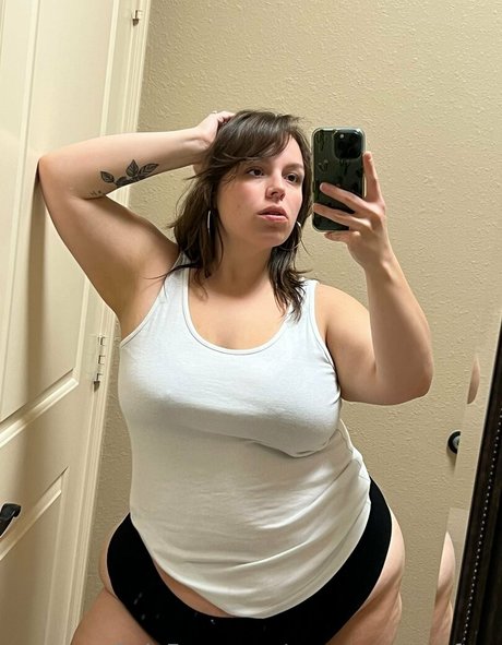 mommagerthfree star nude pics