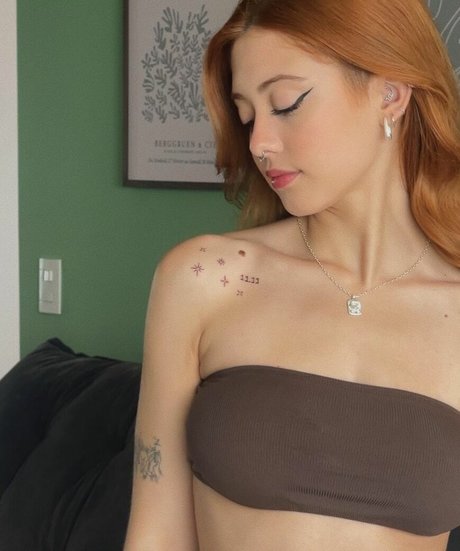 Ananda Morais model pretty photo