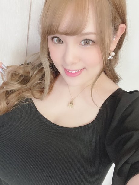 Nina Nishimura nude actress archive