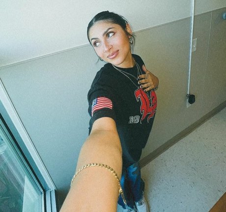 Alondra Delgado pornstar free pic