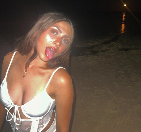 Alondra Delgado pornstar hot galleries