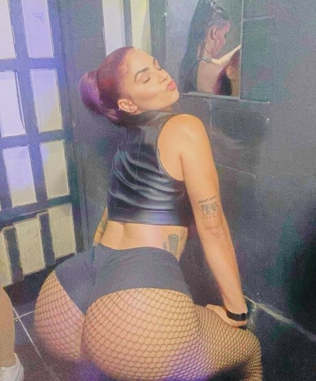 Amanda Miury xxx pornstar image