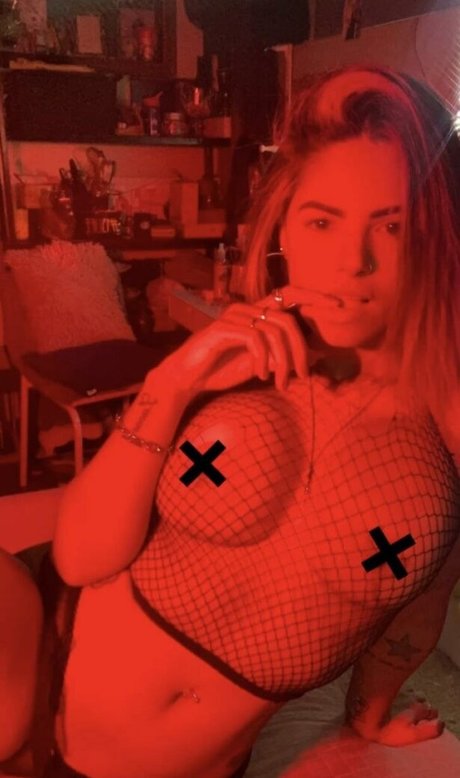 Amanda Miury actress galleries