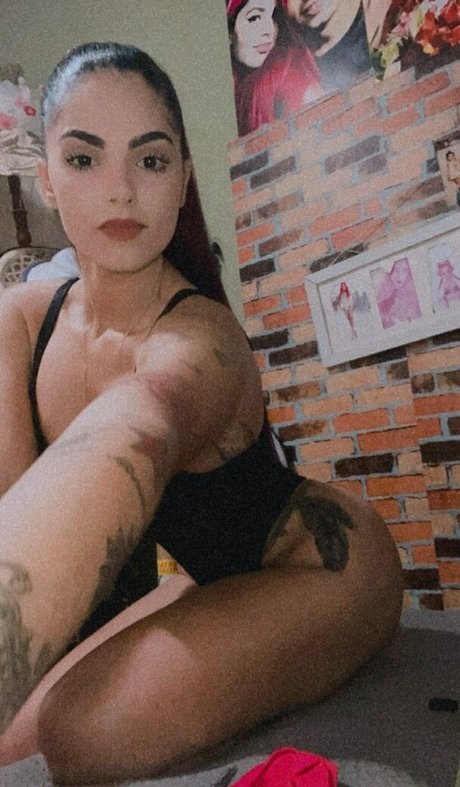 Amanda Miury pornstar beautiful pictures