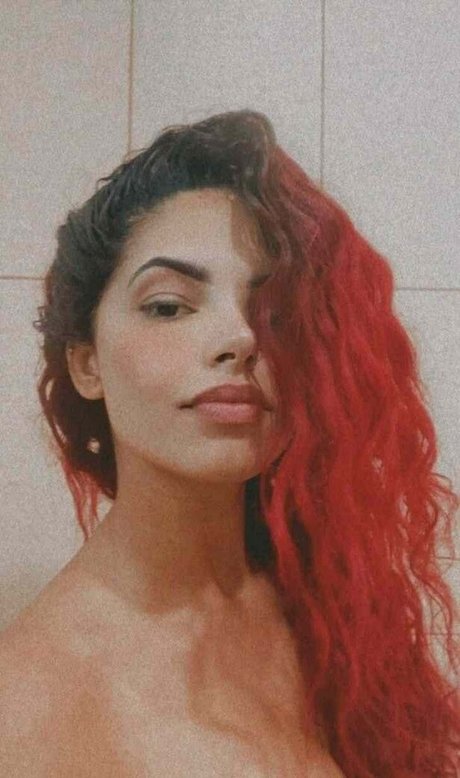 Amanda Miury sex model pics