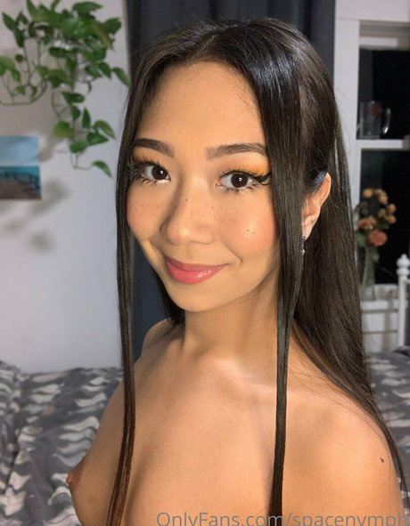 spacenymph high quality model photo