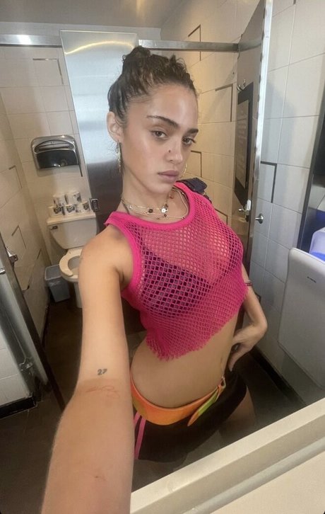 Luna Blaise top actress image