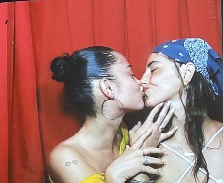 Luna Blaise porn model img