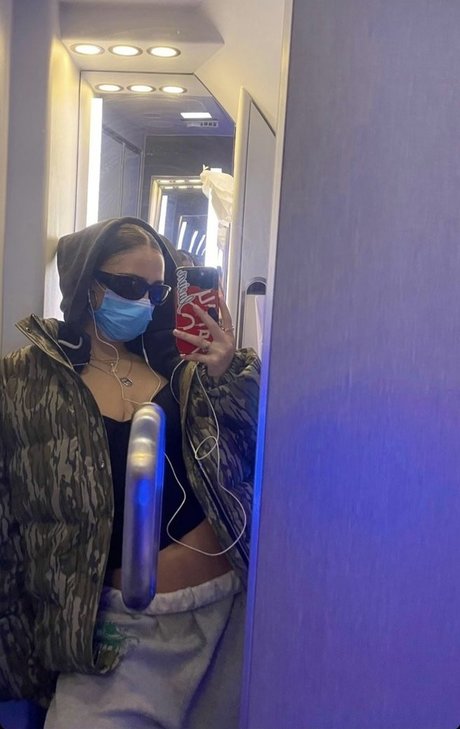 Luna Blaise perfect star pictures