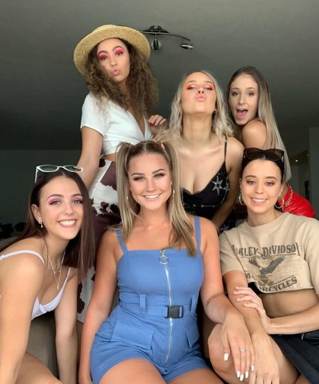 Tahlia A porn actress image