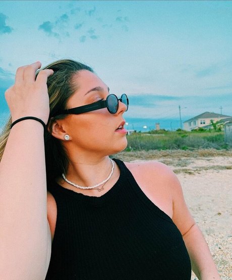 Julia Olivia model beautiful photos