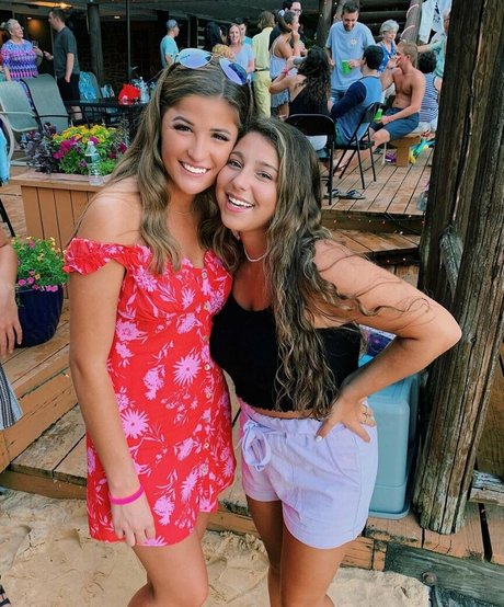 Julia Olivia hd actress galleries