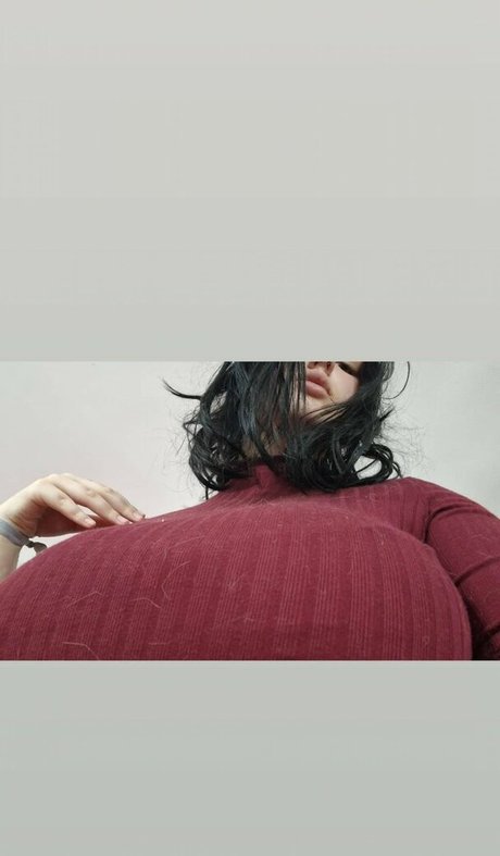 thethreeheadedsnake hot pornstar image