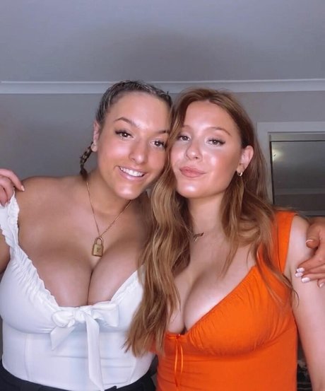 Alanna Pow pornstar high quality galleries