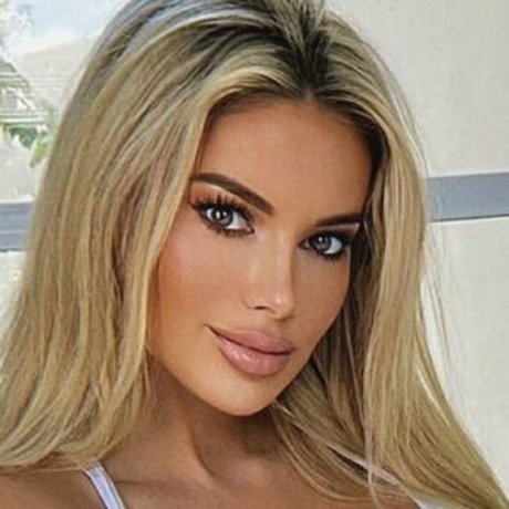 Natalie Gauvreau pretty star picture