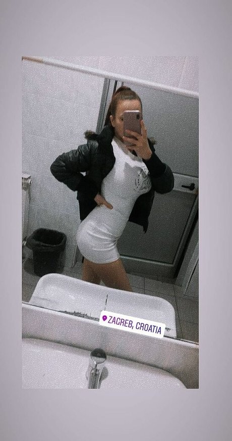 suzizvonar star nudes image