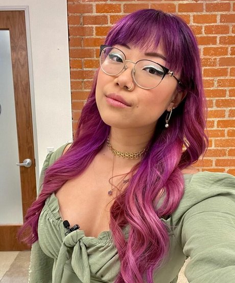 Stella Chung star img