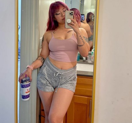 Stella Chung star hd img