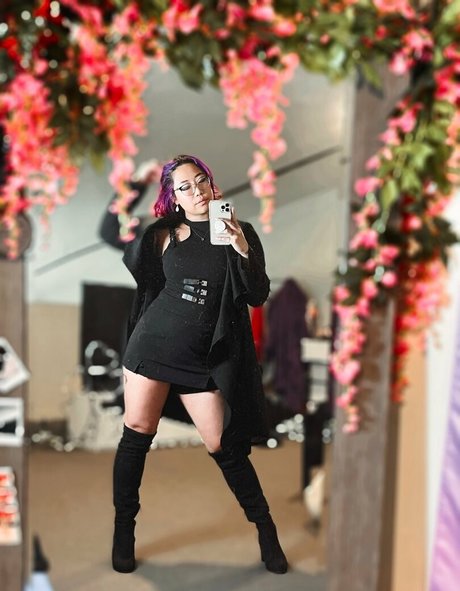 Stella Chung model pornographic galleries