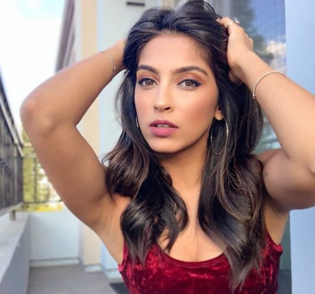 Simmisingh star pornographic pic