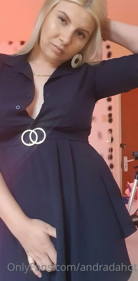 andradahot hd actress photo