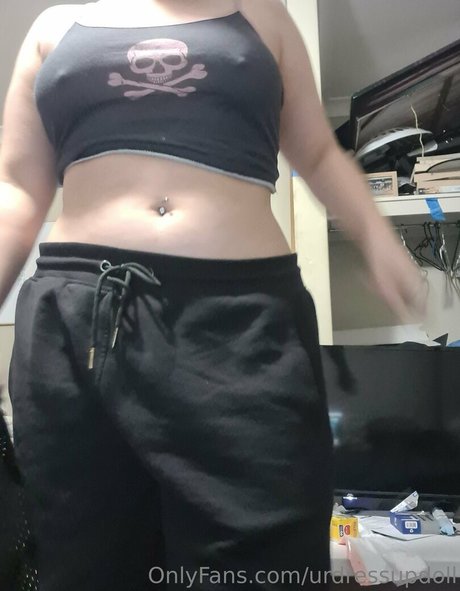 dramatic dumpster free perfect actress img