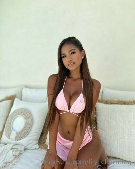 lily charming star free pics