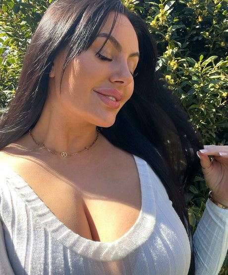 Beckie Holloway beautiful pornstar images