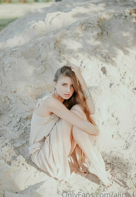 alice l model adult images