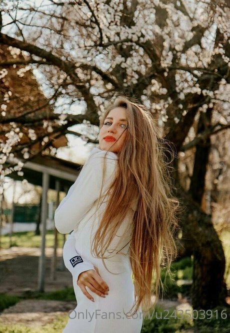 alice l exclusive actress picture