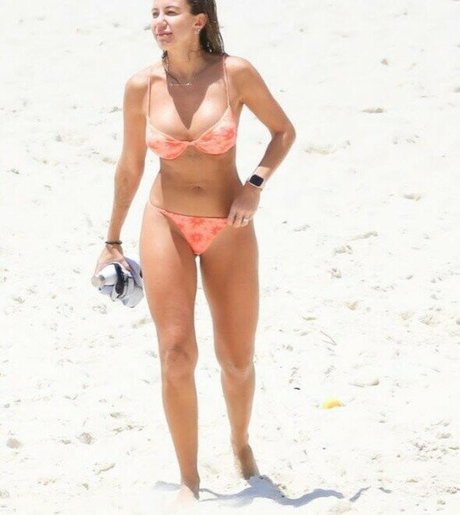 Barbara Coelho star erotic images