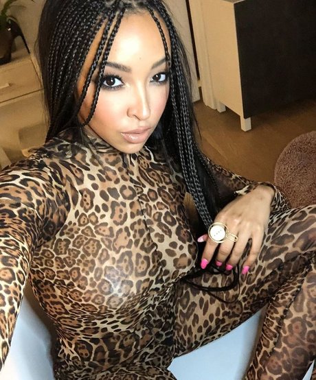 Tinashe star beautiful image