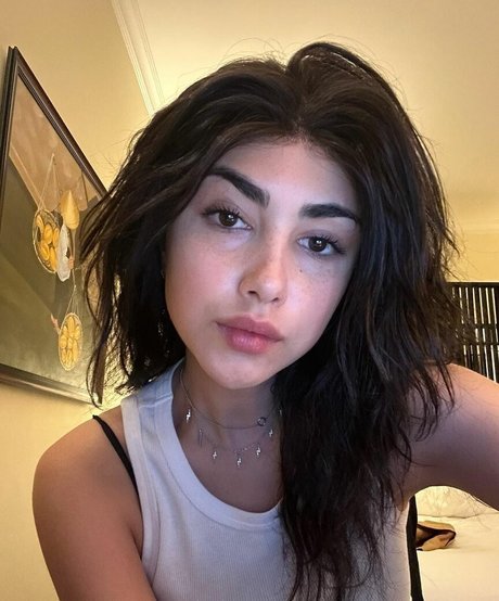 Alexa Mansour pornographic model images