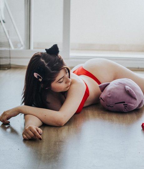 paulaeal sexy pornstar pictures