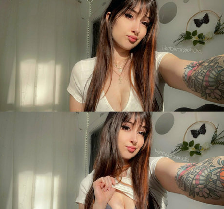 herbivorewh0re model pornographic picture