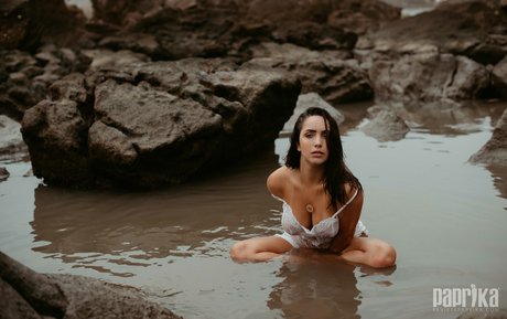 Talita Moraes model erotic pics