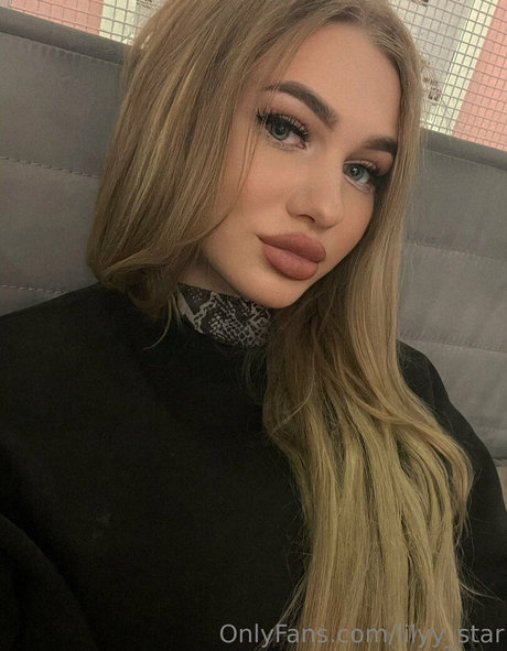 lilyy star xxx model photos