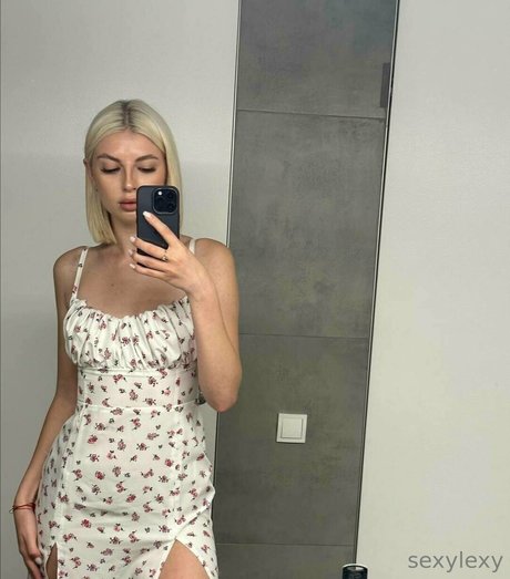 blondiesasha pornstar high quality pic