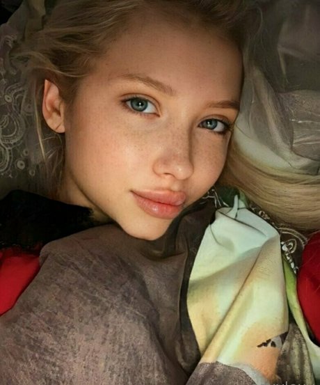 blondiesasha hd star archive