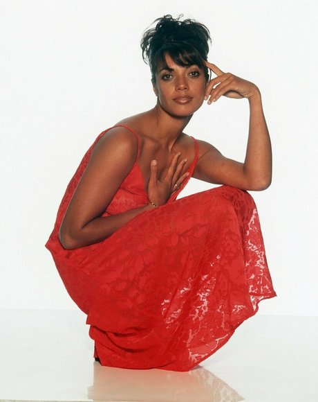 Jenny Powell nudes model gallery