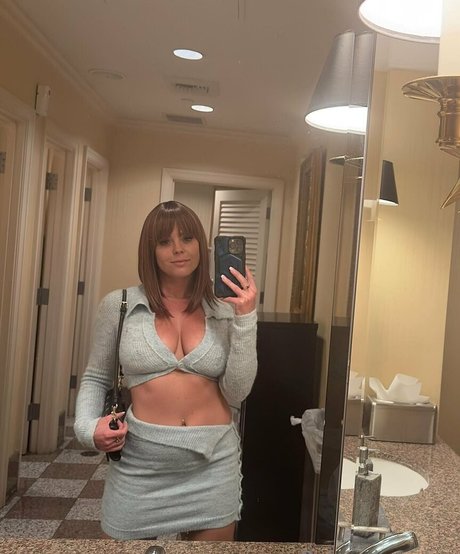 rahyndee perfect star pic