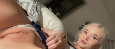 small onlyfans nude images