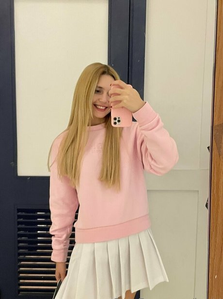 Kari i xxx model photo