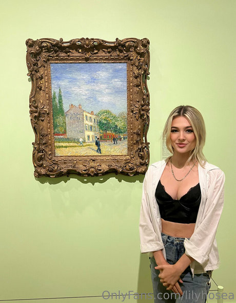 lilyhosea pornstar nudes images