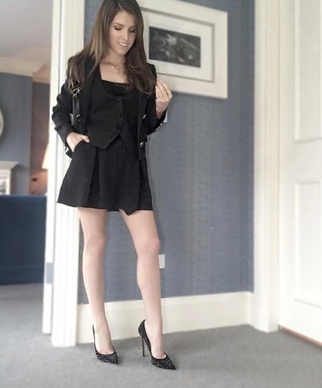 Anna Kendrick star pretty pics